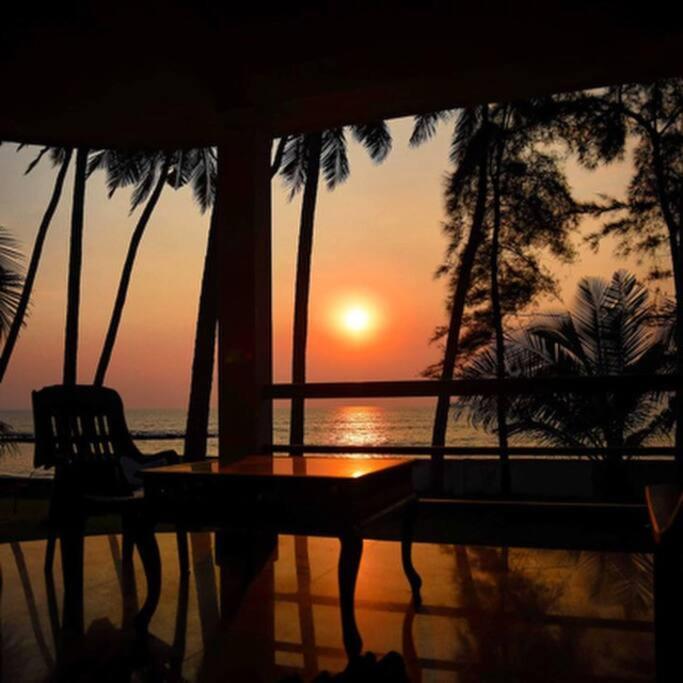 Baywatch By Grha - A Picturesque Beachfront Villa Kozhikode Luaran gambar