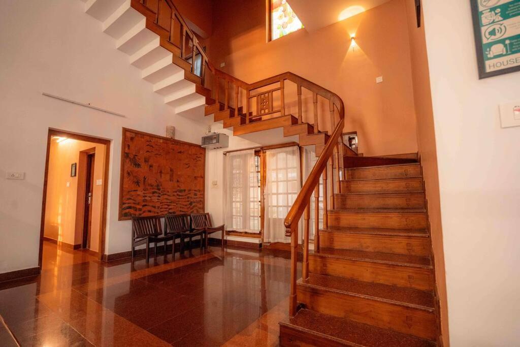 Baywatch By Grha - A Picturesque Beachfront Villa Kozhikode Luaran gambar