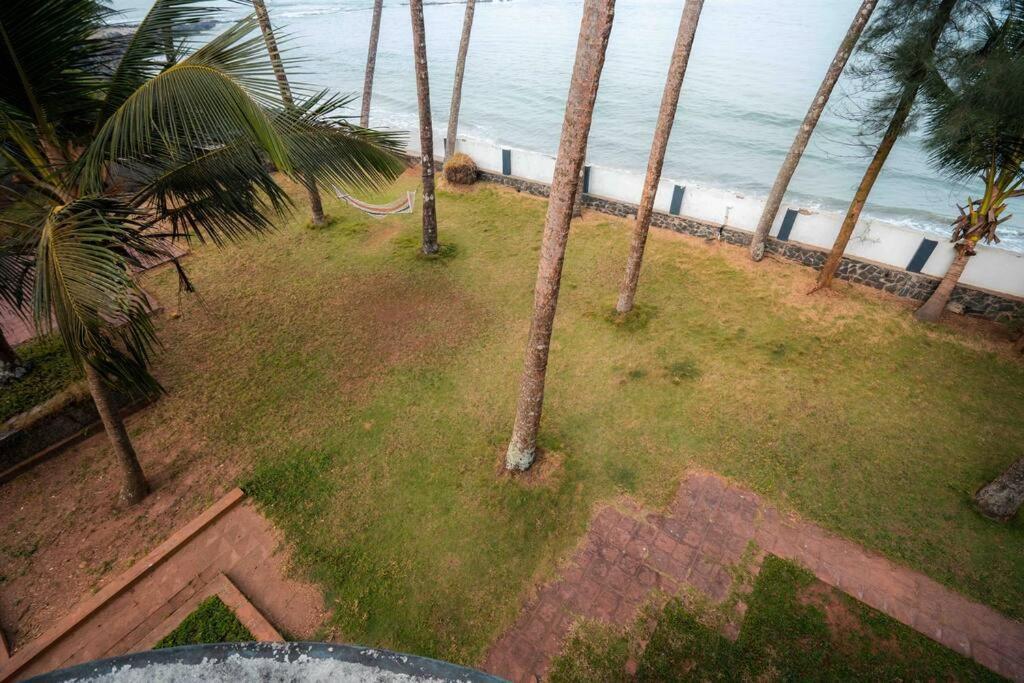 Baywatch By Grha - A Picturesque Beachfront Villa Kozhikode Luaran gambar